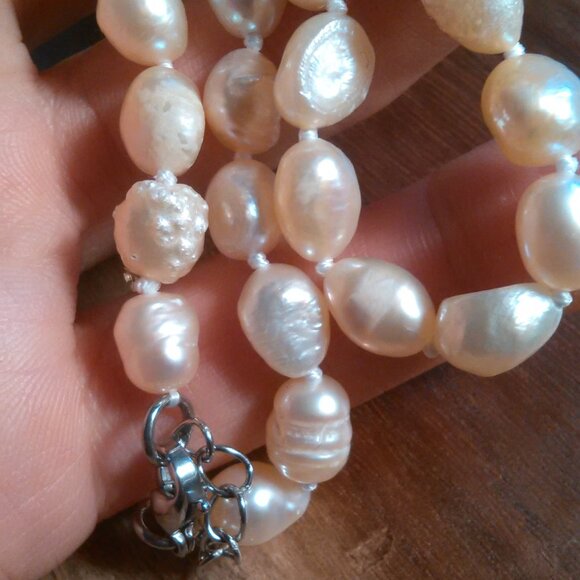 Peach Freshwater Pearl Stainless Steel Necklace - Picture 2 of 9